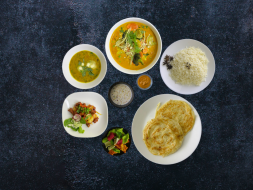 Platinum Curry Combo Platter